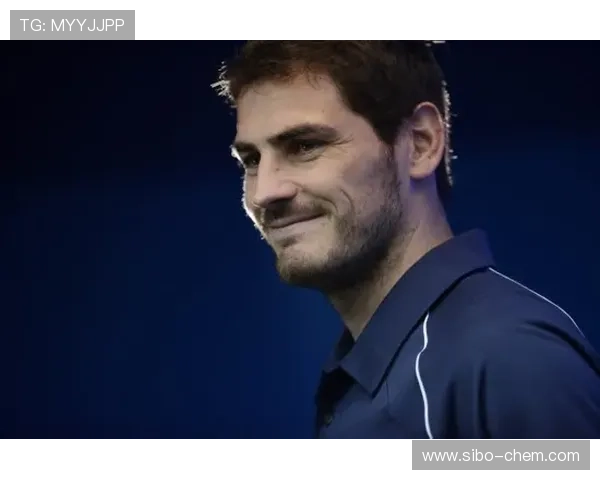 足球明星个人档案揭秘：从青涩少年到世界顶级球星的成长之路